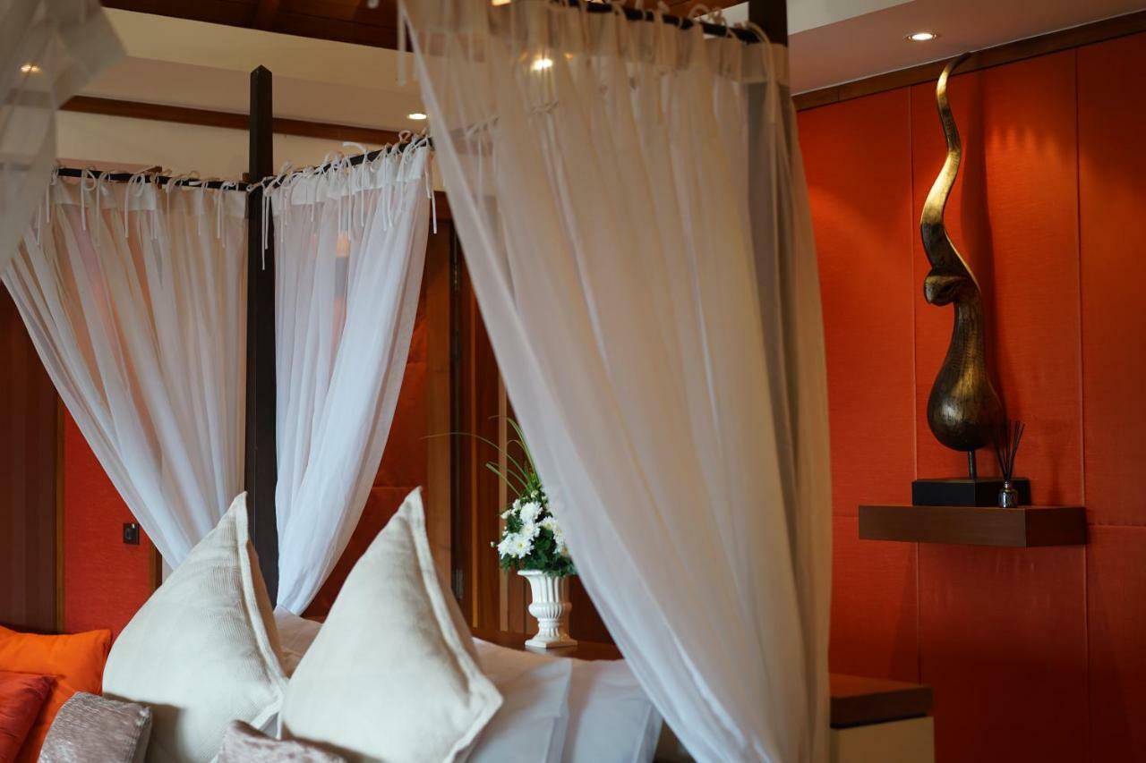 Villa Malisa Kamala Beach Exteriör bild